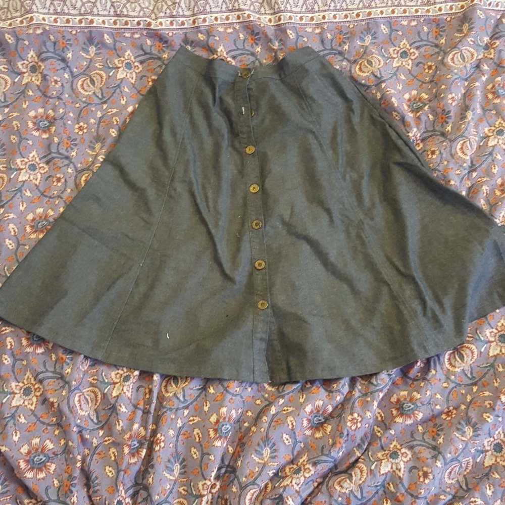 Chambray paneled button-front skirt